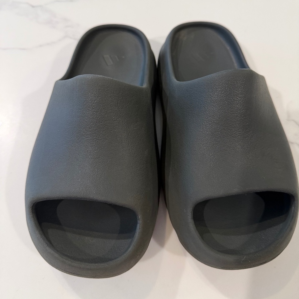Authentic Yeezy slides